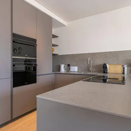 Prata Riverside Viii By Innkeeper